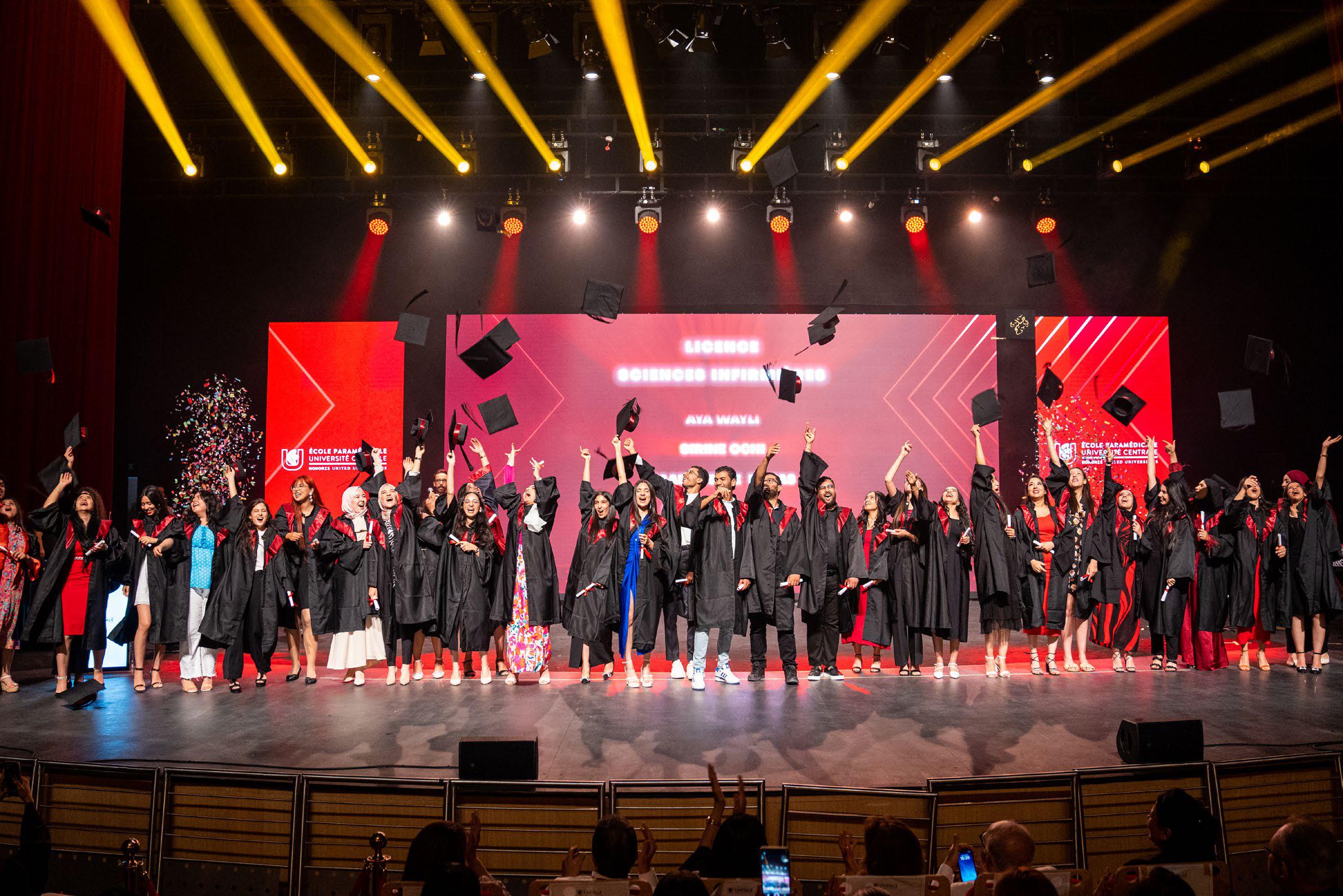 honoris student graduating